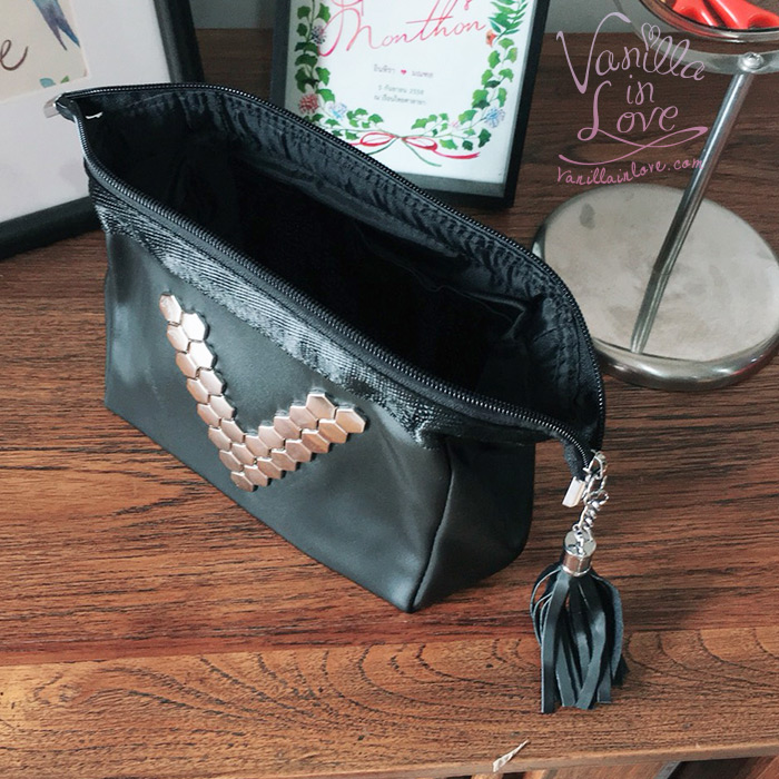 กระเป๋าเครื่องสำอางเล็ก