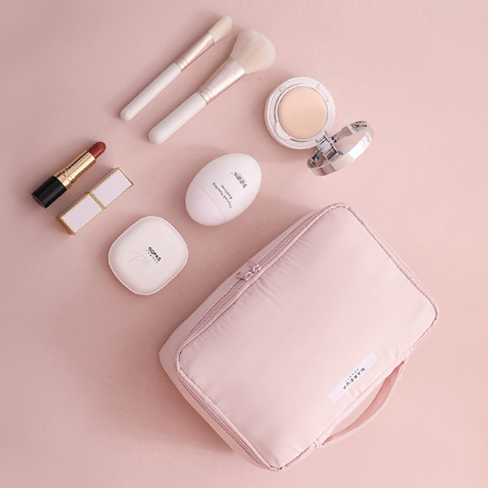 กระเป๋าเครื่องสำอางสีชมพู