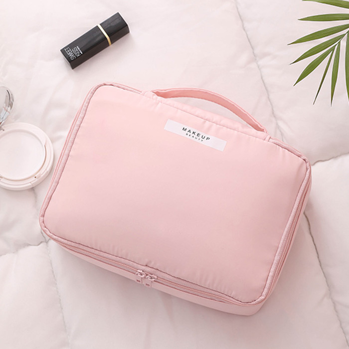 กระเป๋าเครื่องสำอางสีชมพู