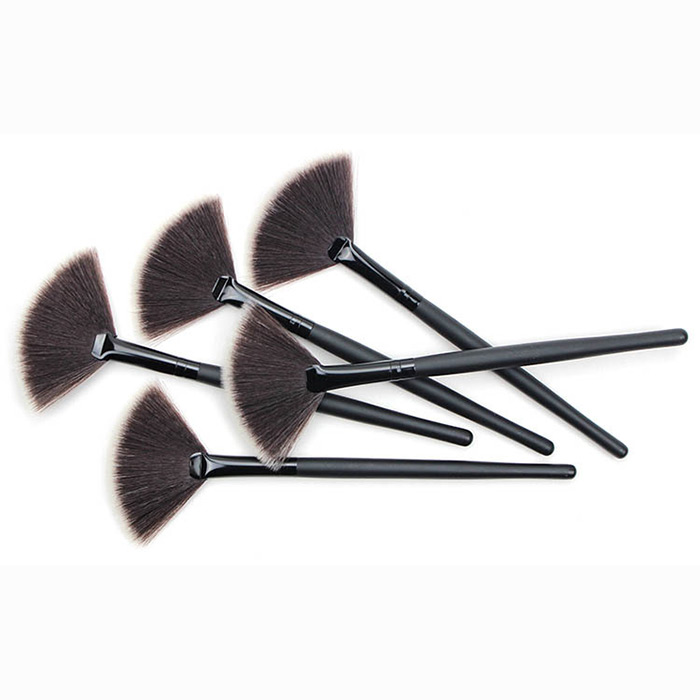 fan brush