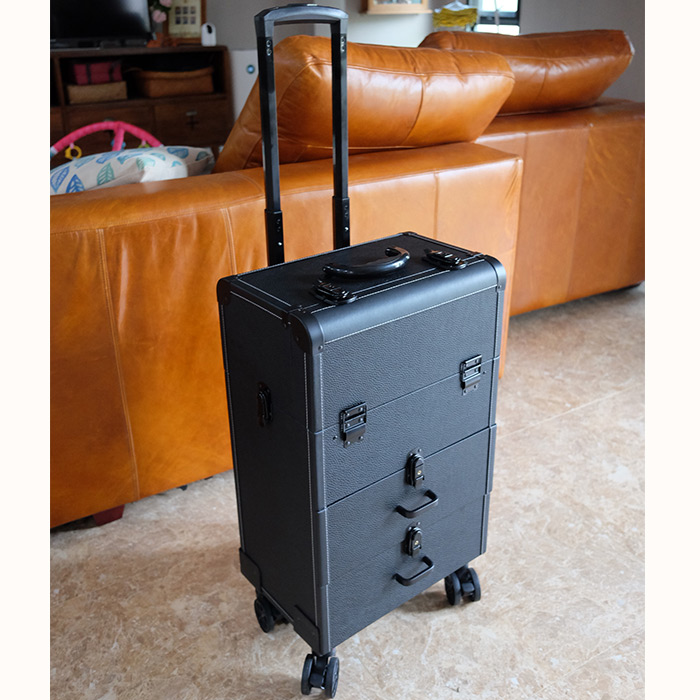 กระเป๋าช่างแต่งหน้าล้อลาก