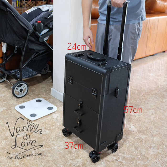 กระเป๋าช่างแต่งหน้าล้อลาก