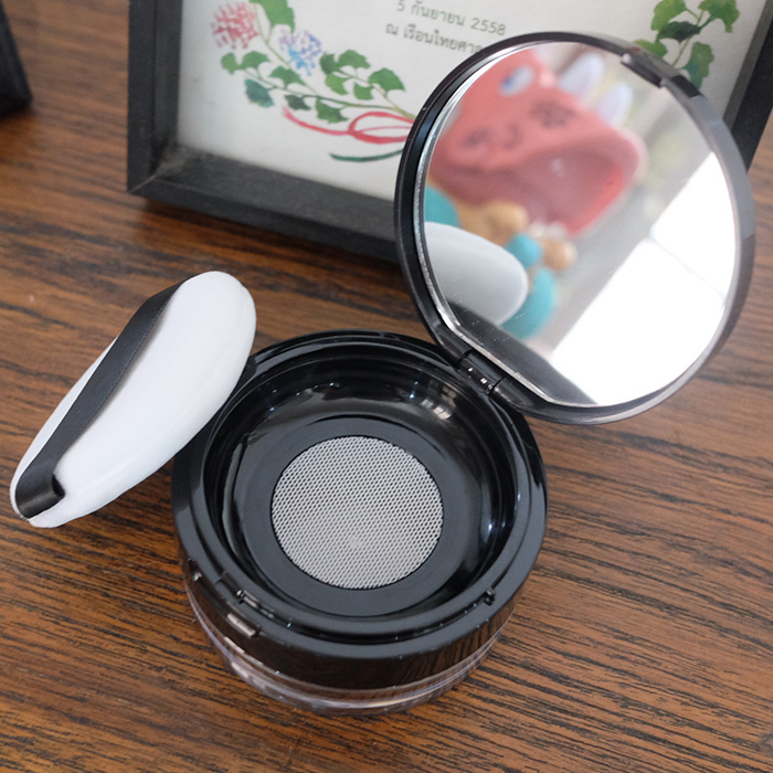 ตลับแป้งฝุ่นเปล่า