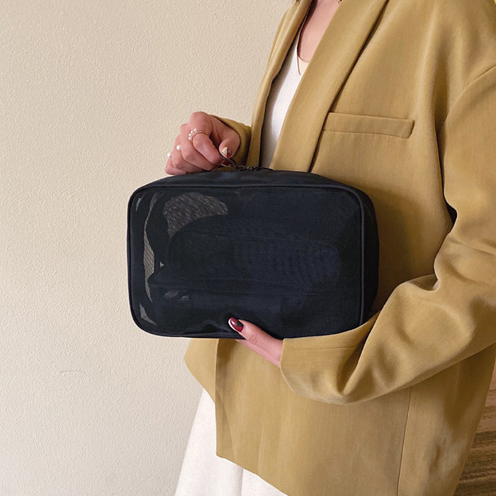 กระเป๋าซิปใส่เครื่องสำอาง