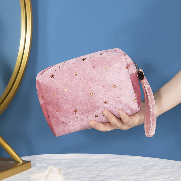 กระเป๋าเมคอัพ