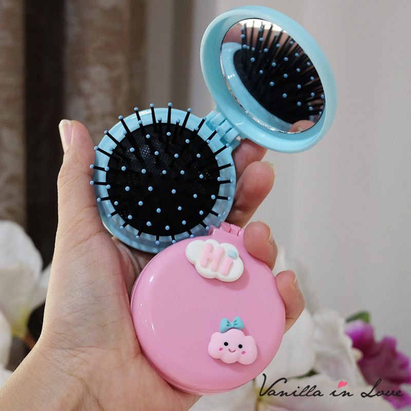 หวีพับพร้อมกระจก