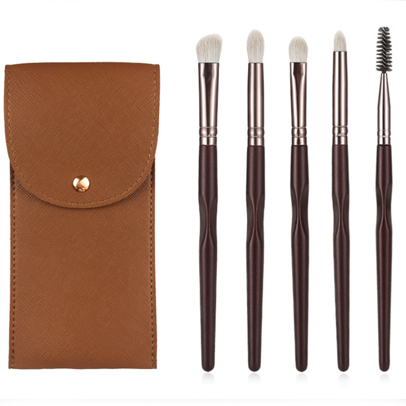 แปรงแต่งตา