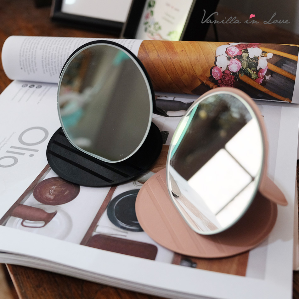 กระจกพับ