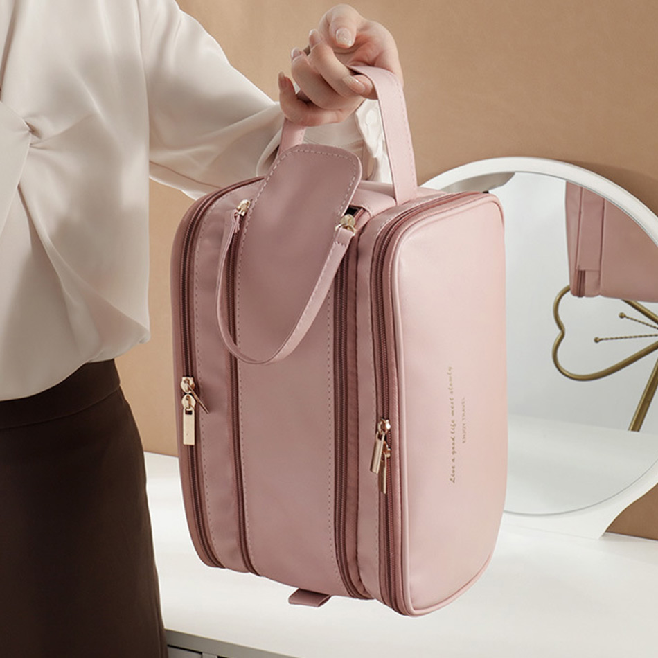 กระเป๋าเครื่องสำอาง