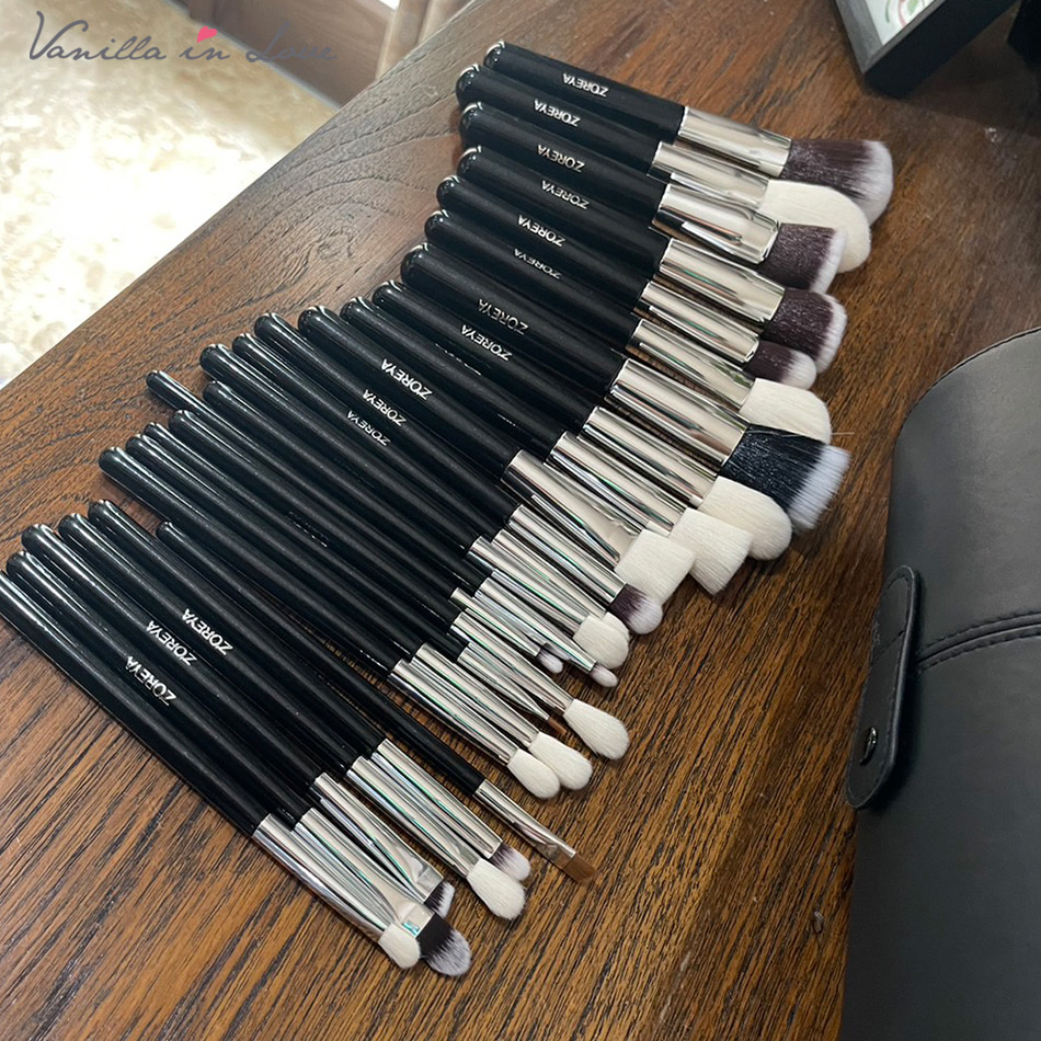 แปรงเรียนแต่งหน้า